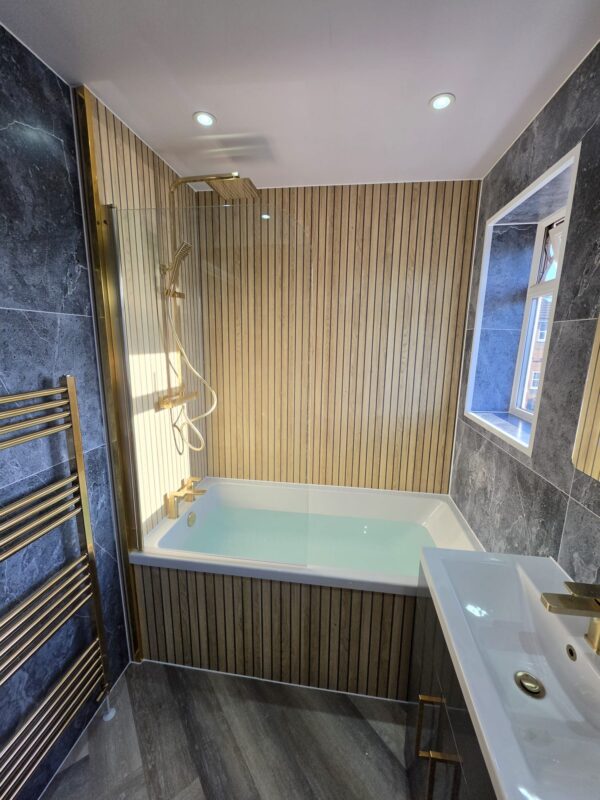 05_REAL_Feature_Wall_Project